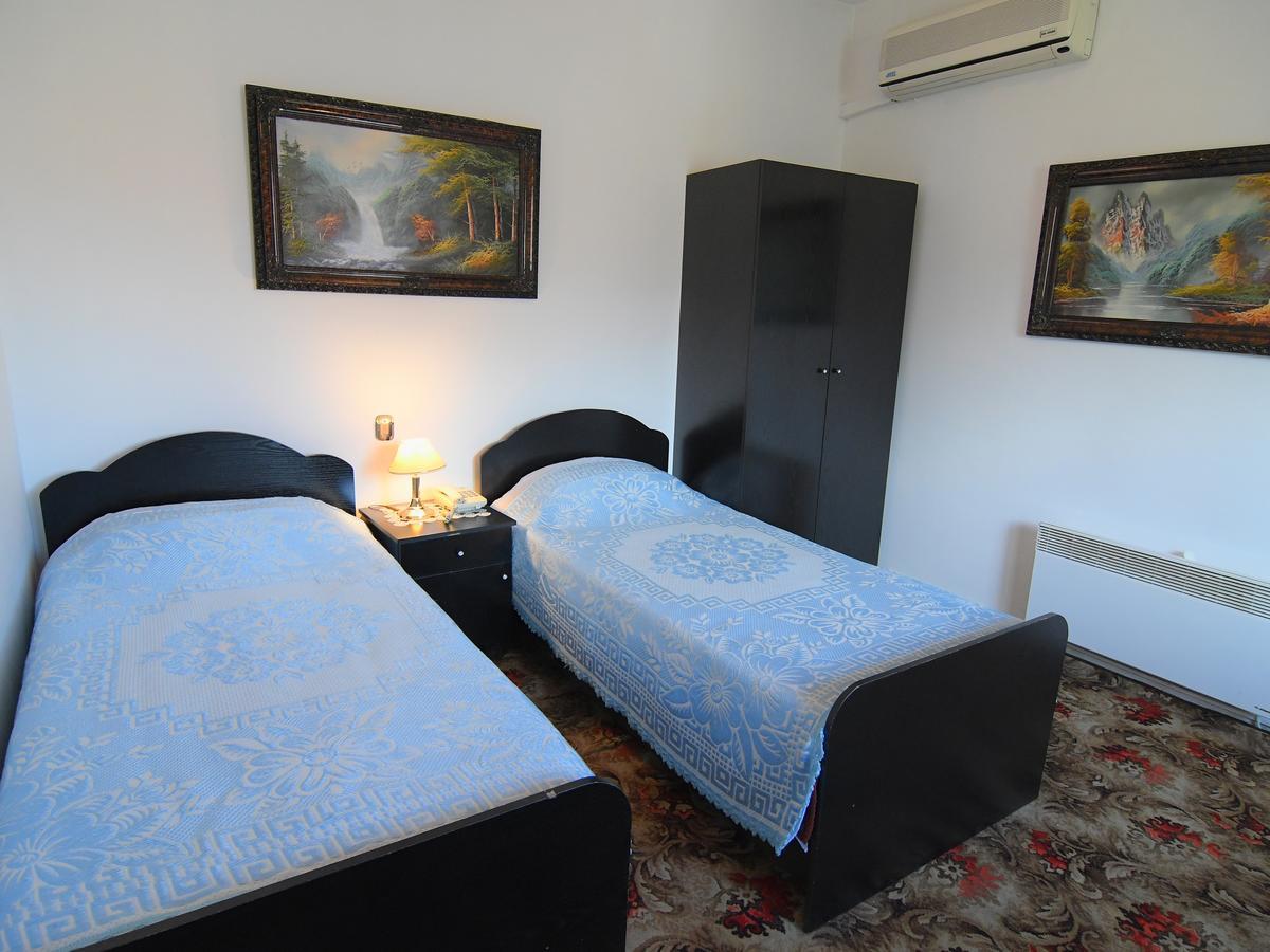 Hotel Haxhiu Τίρανα Εξωτερικό φωτογραφία