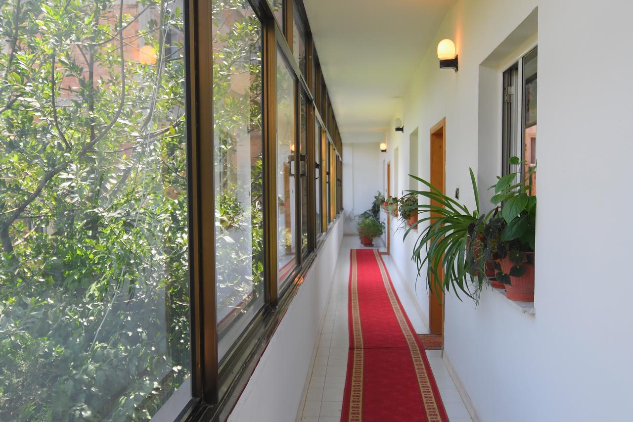 Hotel Haxhiu Τίρανα Εξωτερικό φωτογραφία