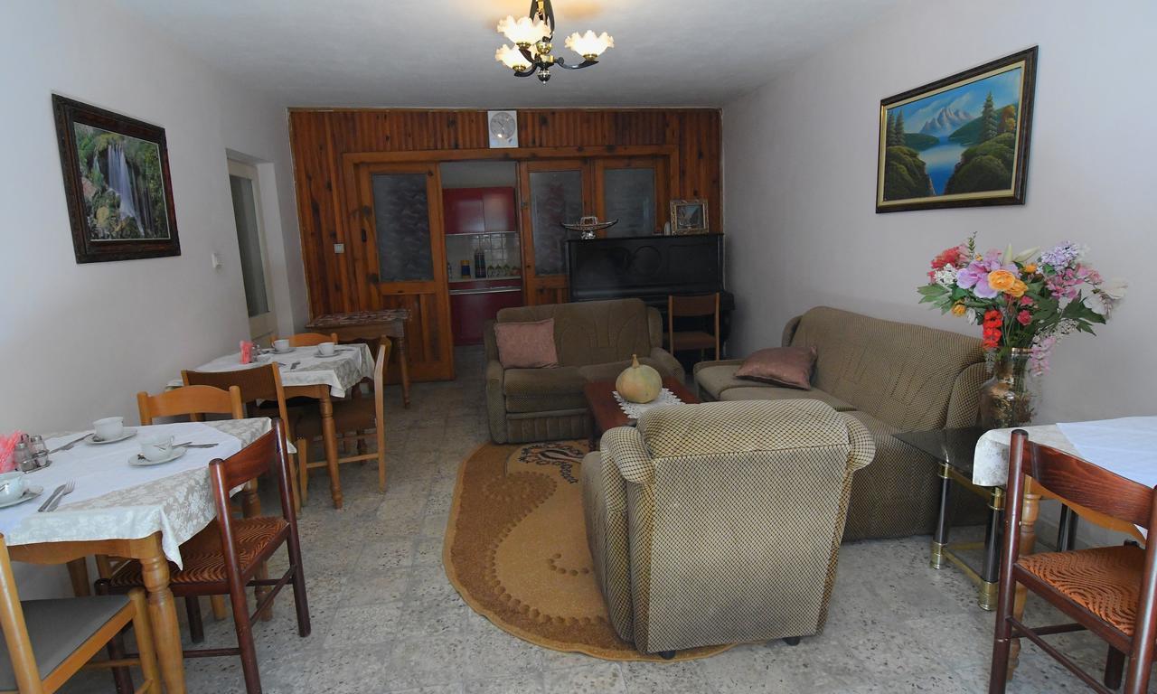 Hotel Haxhiu Τίρανα Εξωτερικό φωτογραφία