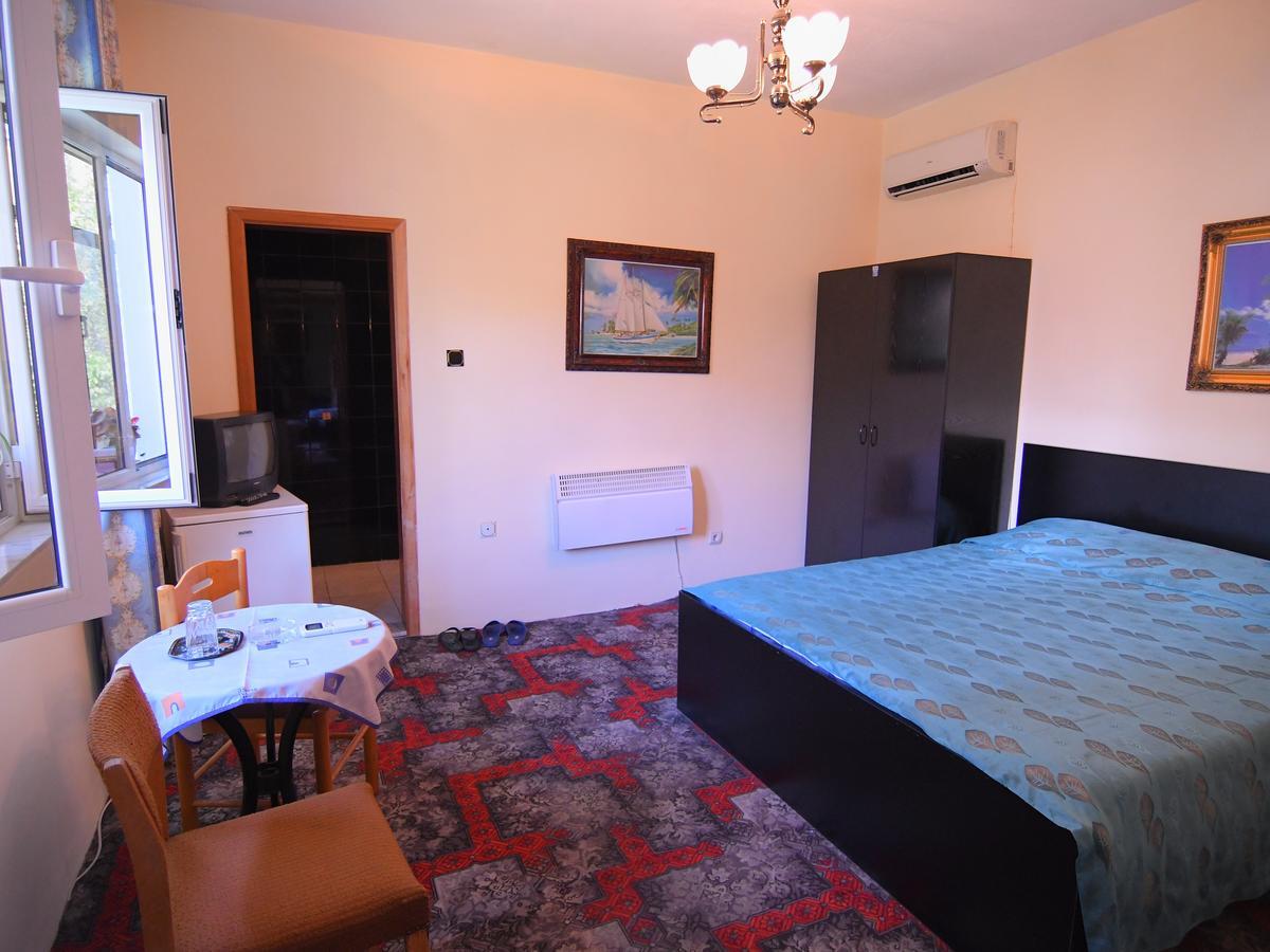 Hotel Haxhiu Τίρανα Εξωτερικό φωτογραφία