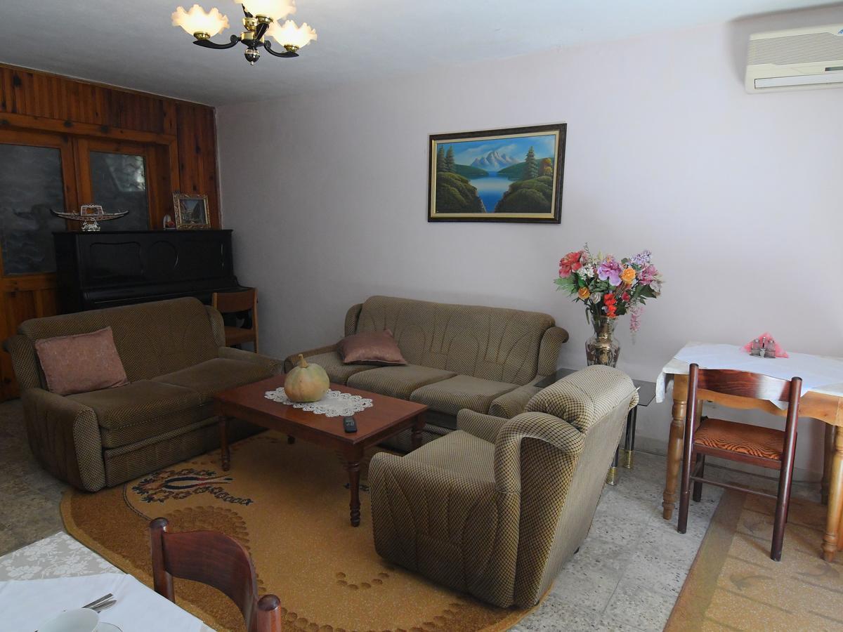 Hotel Haxhiu Τίρανα Εξωτερικό φωτογραφία